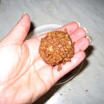 Домашние конфеты "Наслаждение" из кукурузных хлопьев, Нутеллы и кокосовой стружки - просто, вкусно, без выпечки